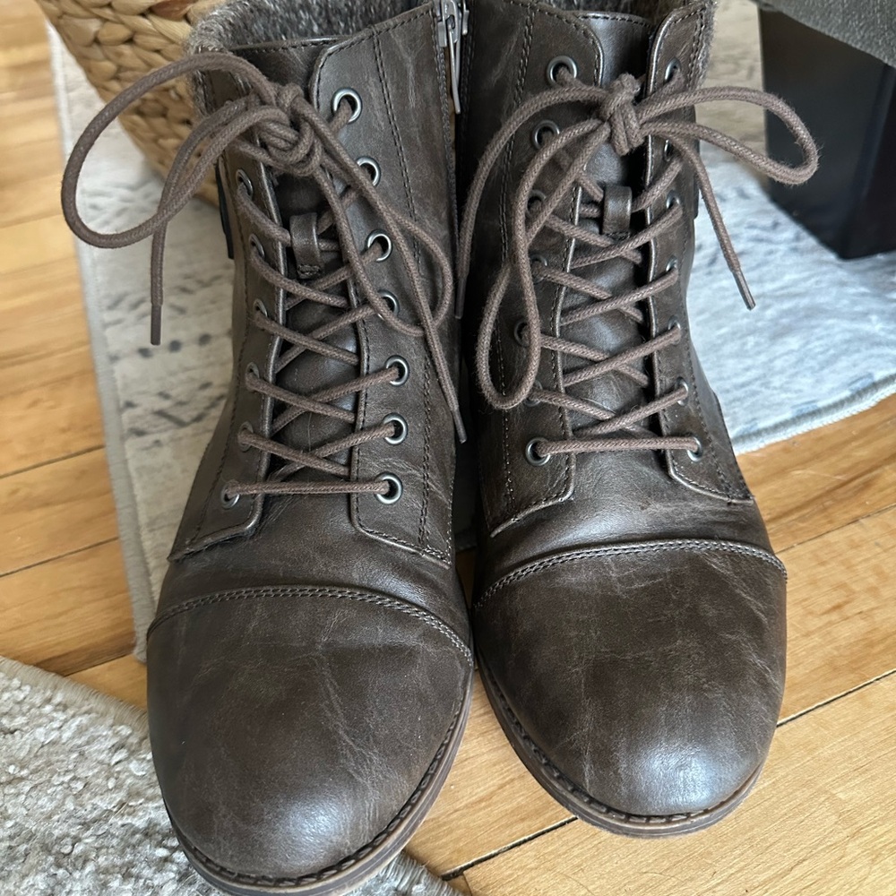 Torrid Brown Pleather Women’s Boots Size 9